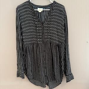 Anthropologie Maeve Calia Black and White Ikat-inspired print tunic blouse US12